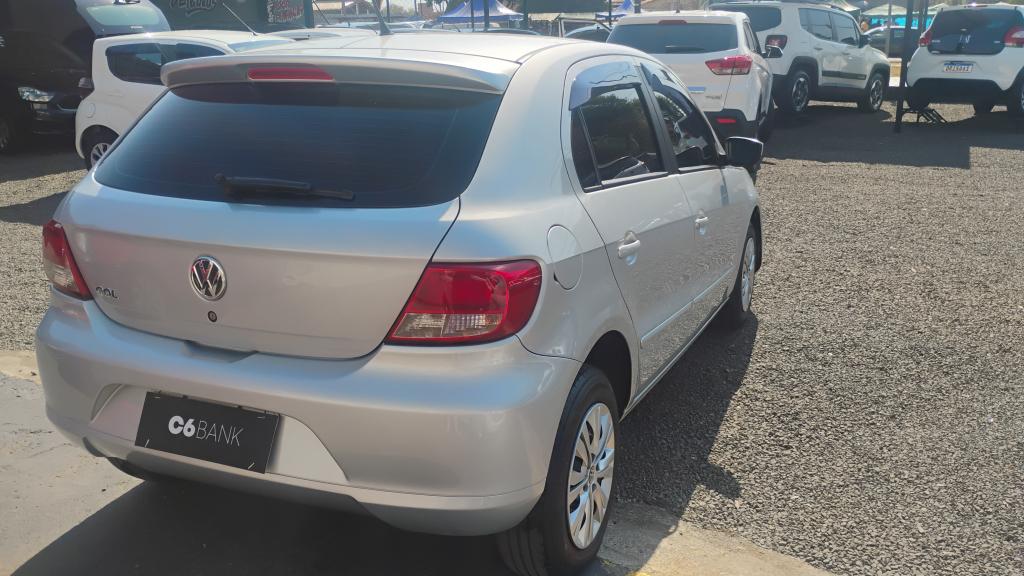 VOLKSWAGEN Gol - Foto