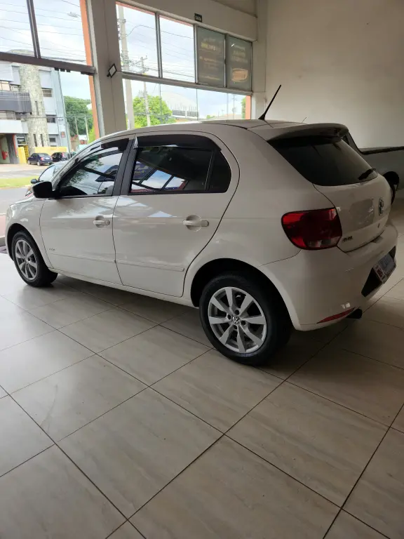 VOLKSWAGEN Gol - Foto
