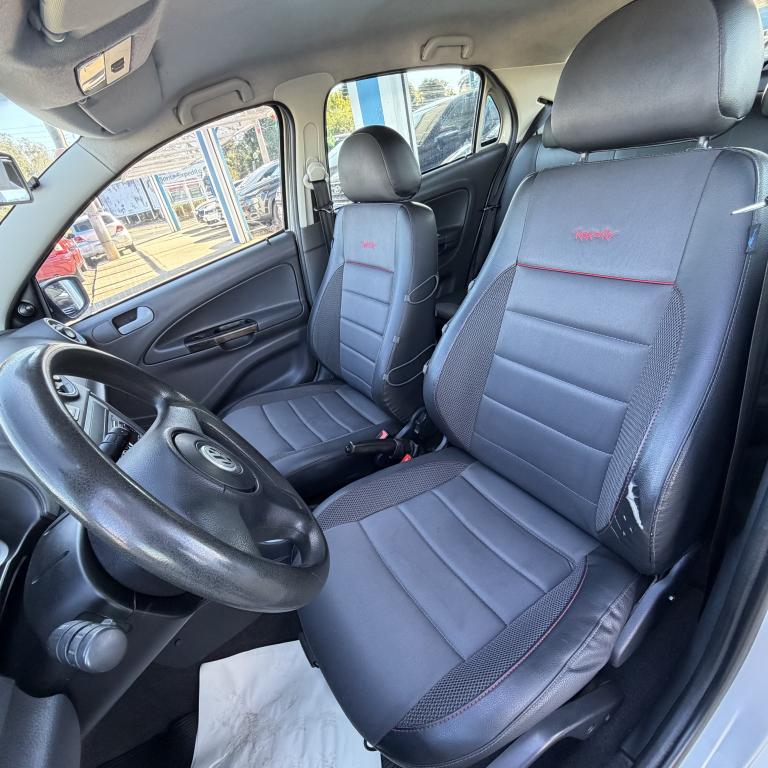 VOLKSWAGEN Gol - Foto