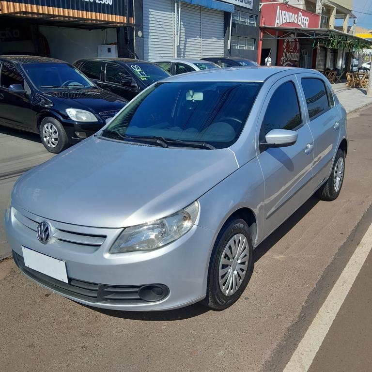 VOLKSWAGEN Gol