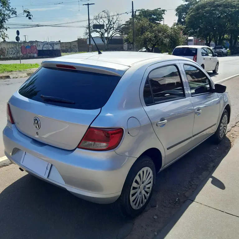 VOLKSWAGEN Gol - Foto
