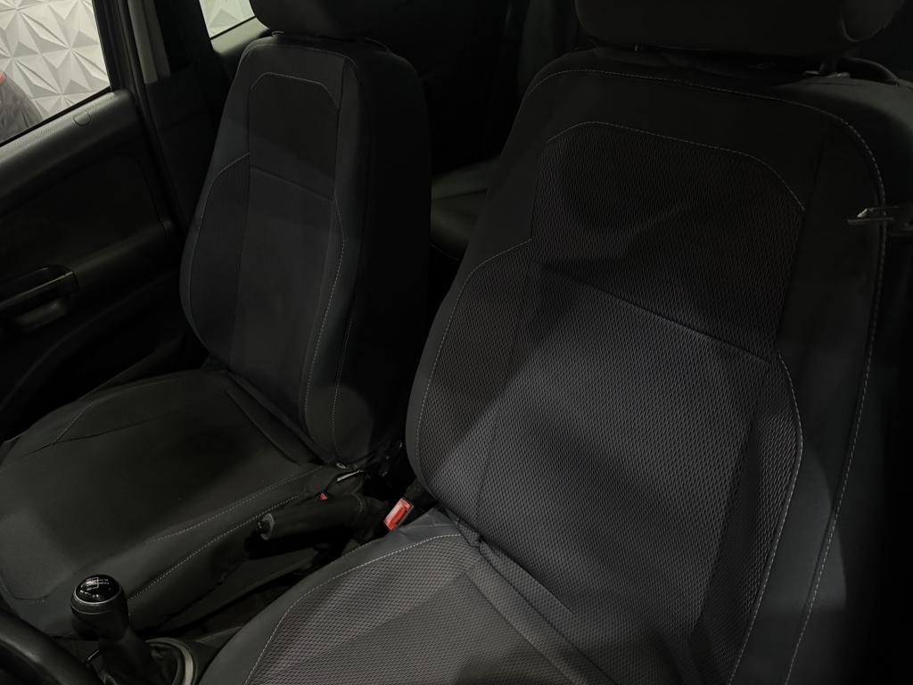 VOLKSWAGEN Gol - Foto
