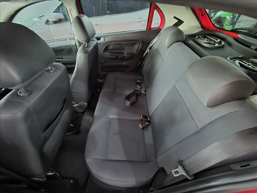 VOLKSWAGEN Gol - Foto