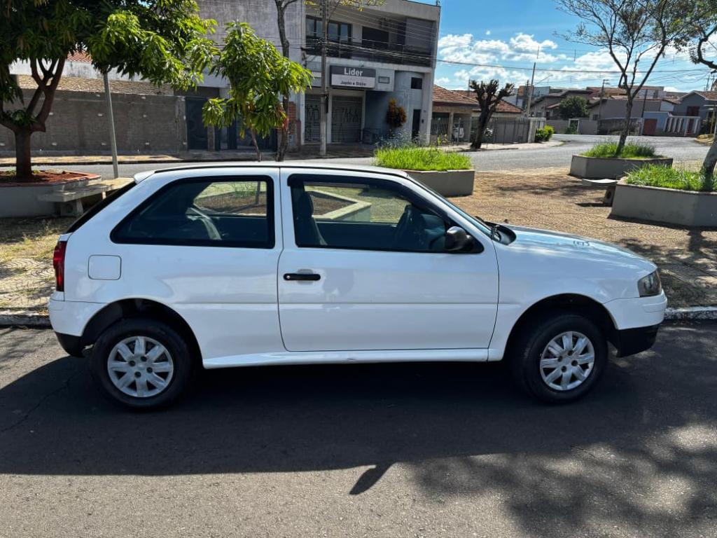 VOLKSWAGEN Gol - Foto