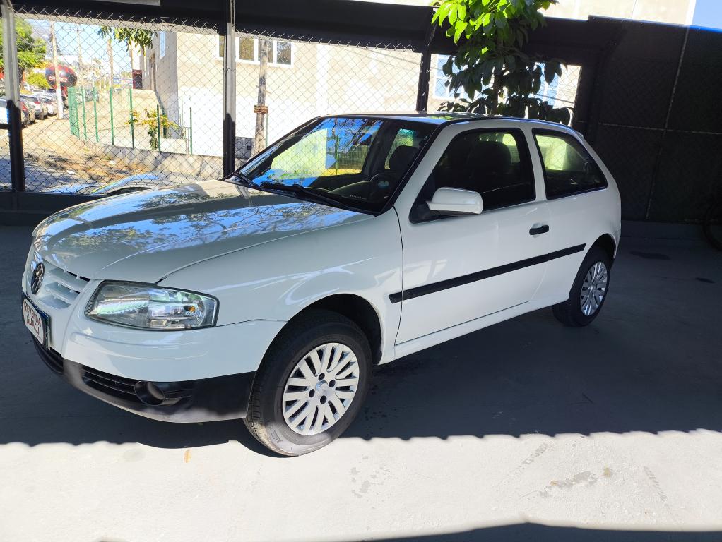VOLKSWAGEN Gol