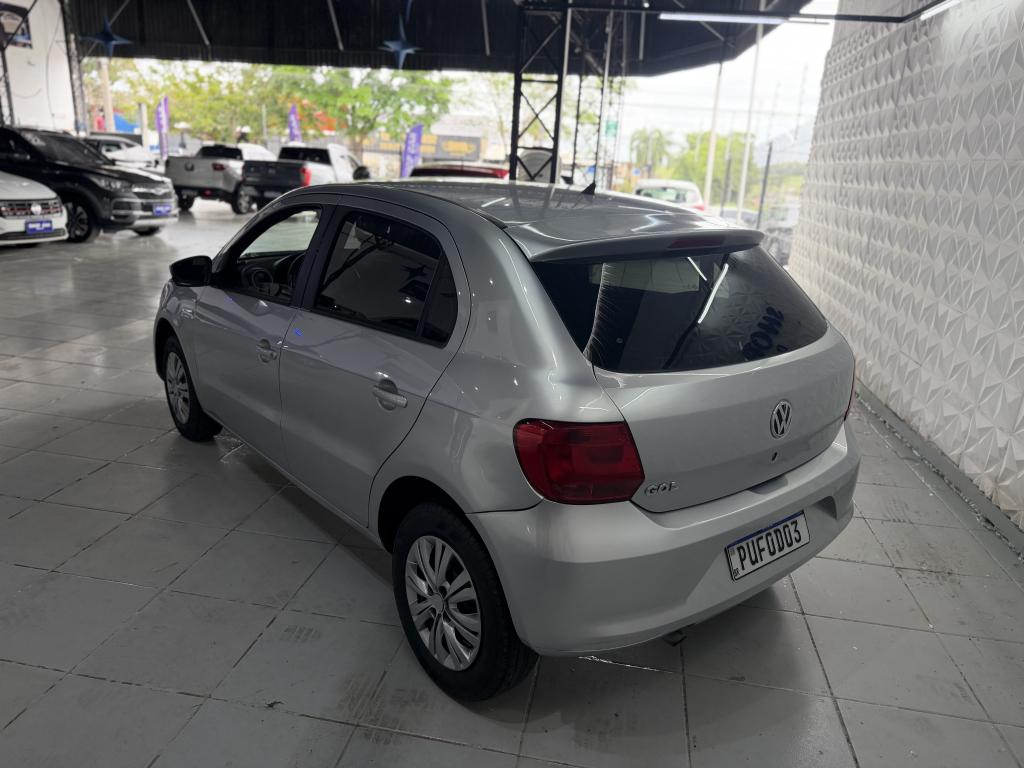 VOLKSWAGEN Gol - Foto