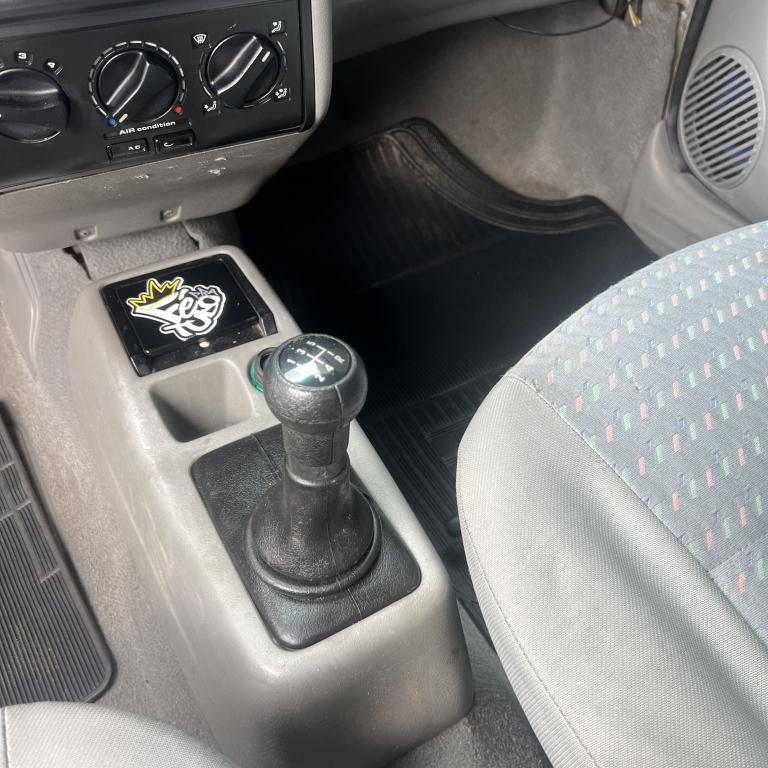 VOLKSWAGEN Gol - Foto