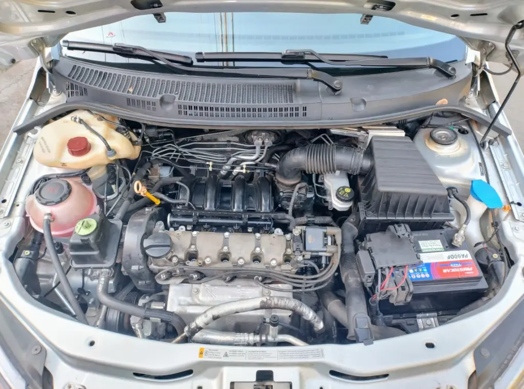 VOLKSWAGEN Gol - Foto