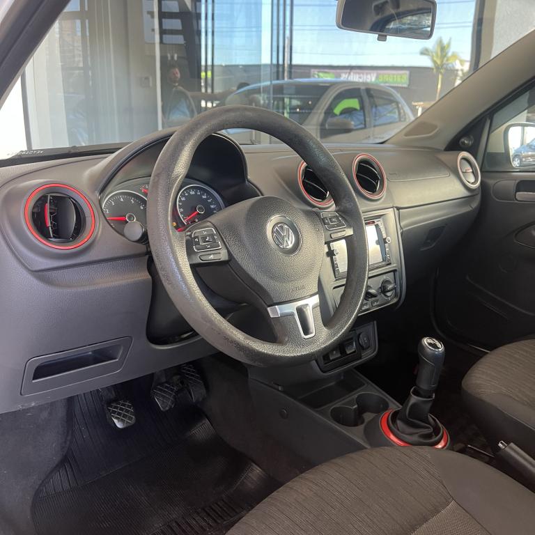 VOLKSWAGEN Gol - Foto