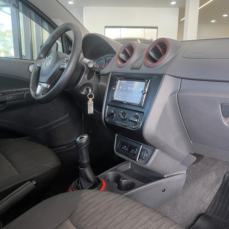 VOLKSWAGEN Gol - Foto