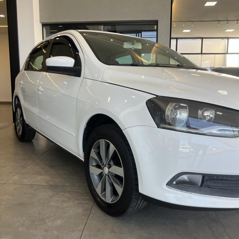 VOLKSWAGEN Gol - Foto