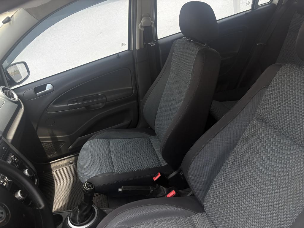 VOLKSWAGEN Gol - Foto