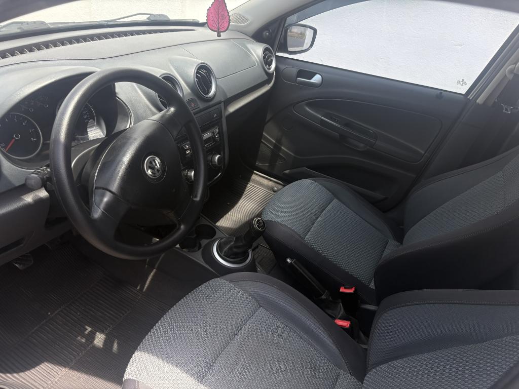 VOLKSWAGEN Gol - Foto