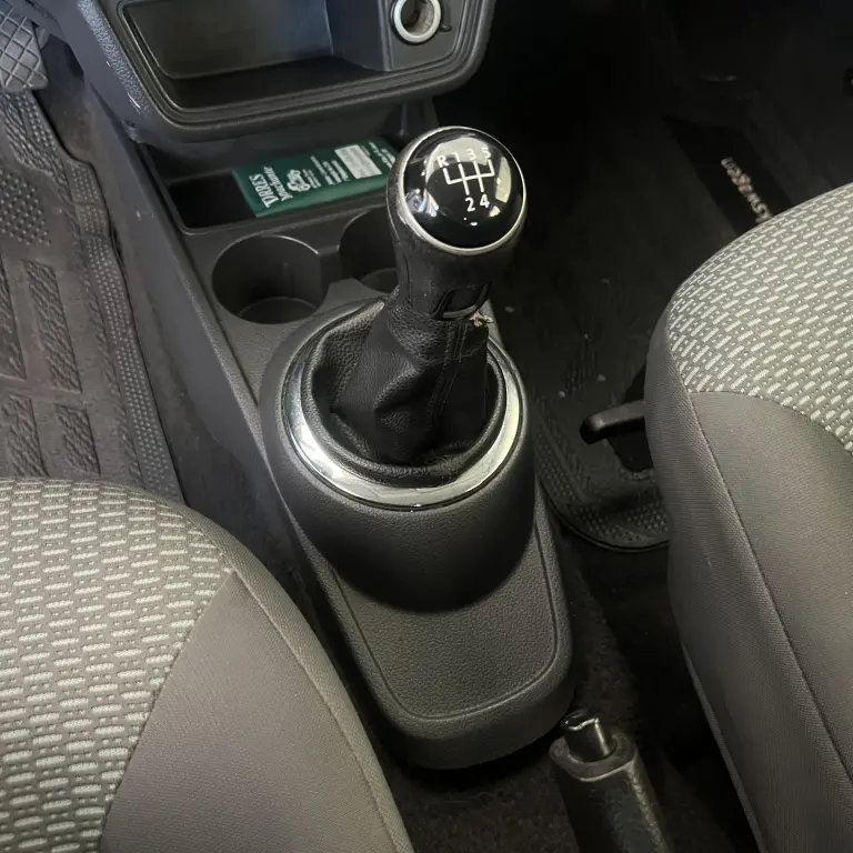 VOLKSWAGEN Gol - Foto