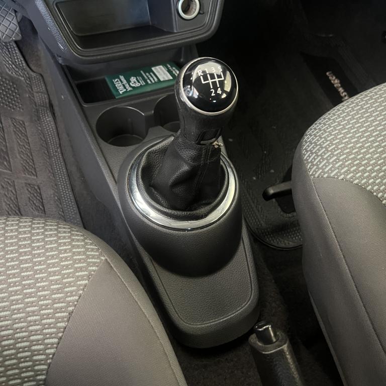 VOLKSWAGEN Gol - Foto