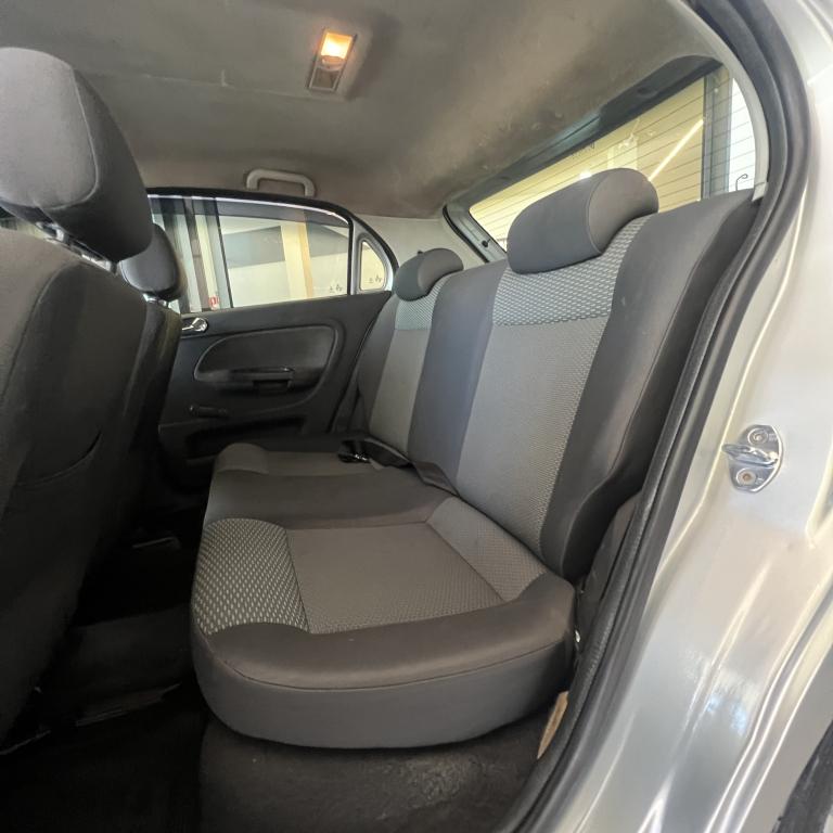 VOLKSWAGEN Gol - Foto