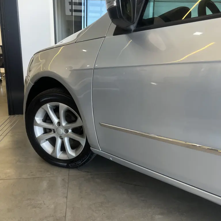 VOLKSWAGEN Gol - Foto