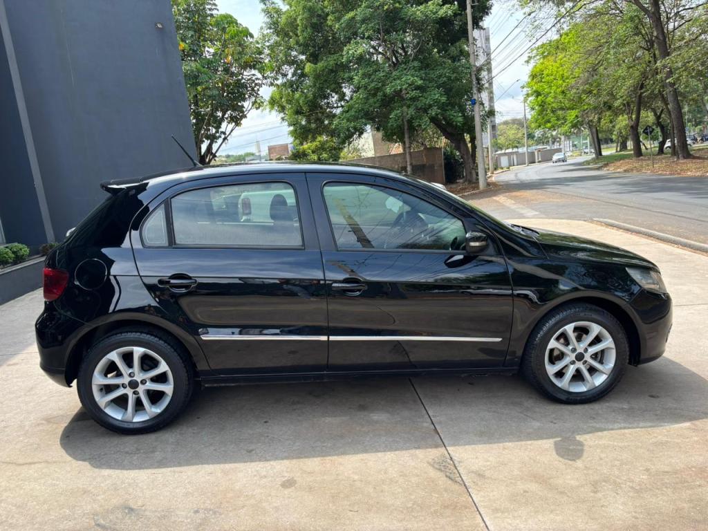 VOLKSWAGEN Gol - Foto