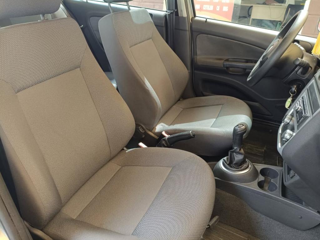 VOLKSWAGEN Gol - Foto