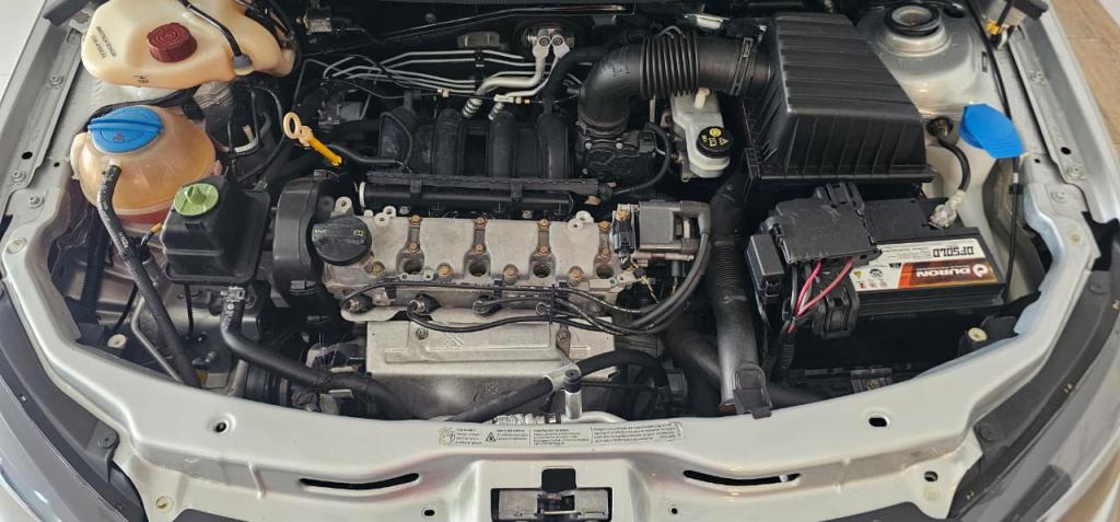 VOLKSWAGEN Gol - Foto