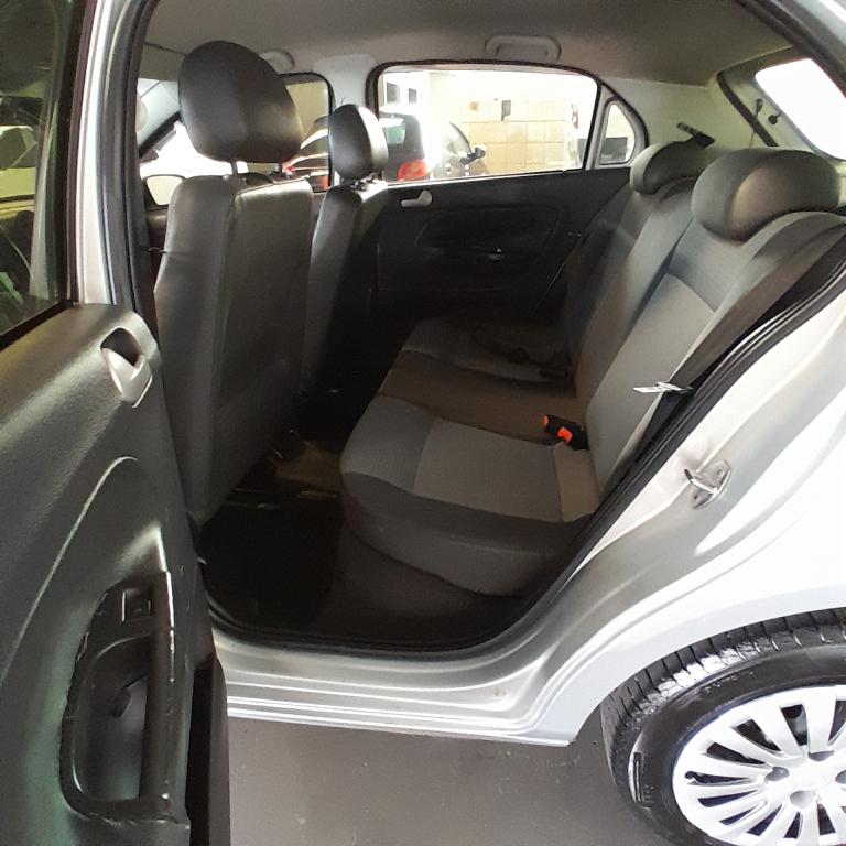 VOLKSWAGEN Gol - Foto