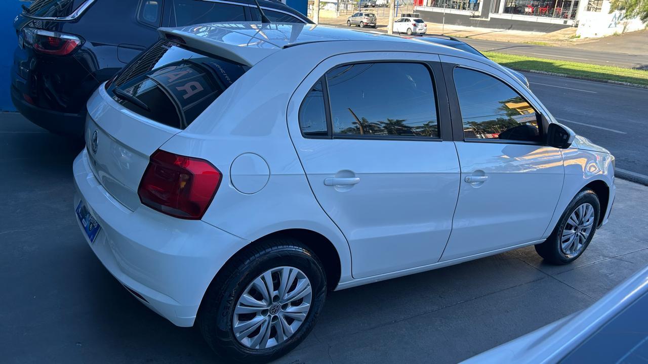 VOLKSWAGEN Gol - Foto