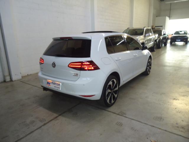 VOLKSWAGEN Golf - Foto