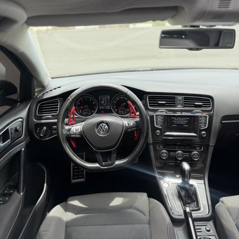 VOLKSWAGEN Golf - Foto