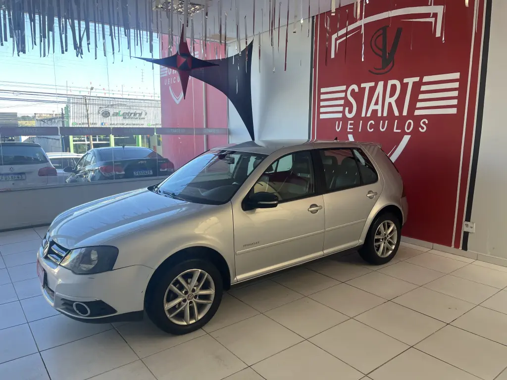 VOLKSWAGEN Golf - Foto