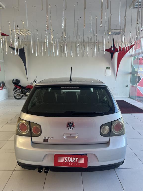 VOLKSWAGEN Golf - Foto
