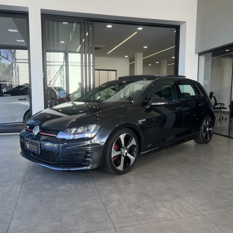 VOLKSWAGEN Golf - Miniatura