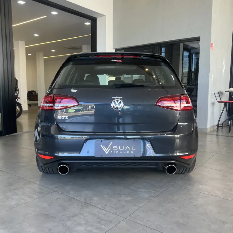 VOLKSWAGEN Golf - Foto