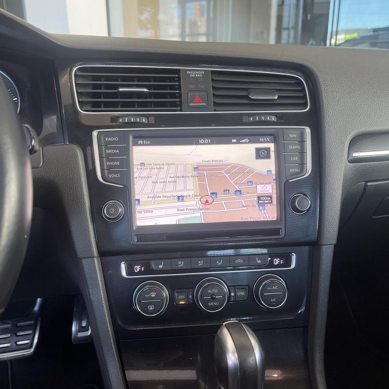 VOLKSWAGEN Golf - Foto