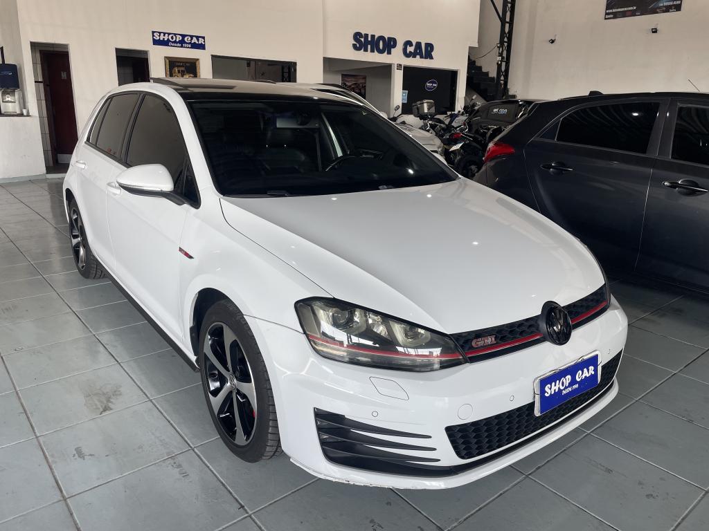 VOLKSWAGEN Golf - Foto