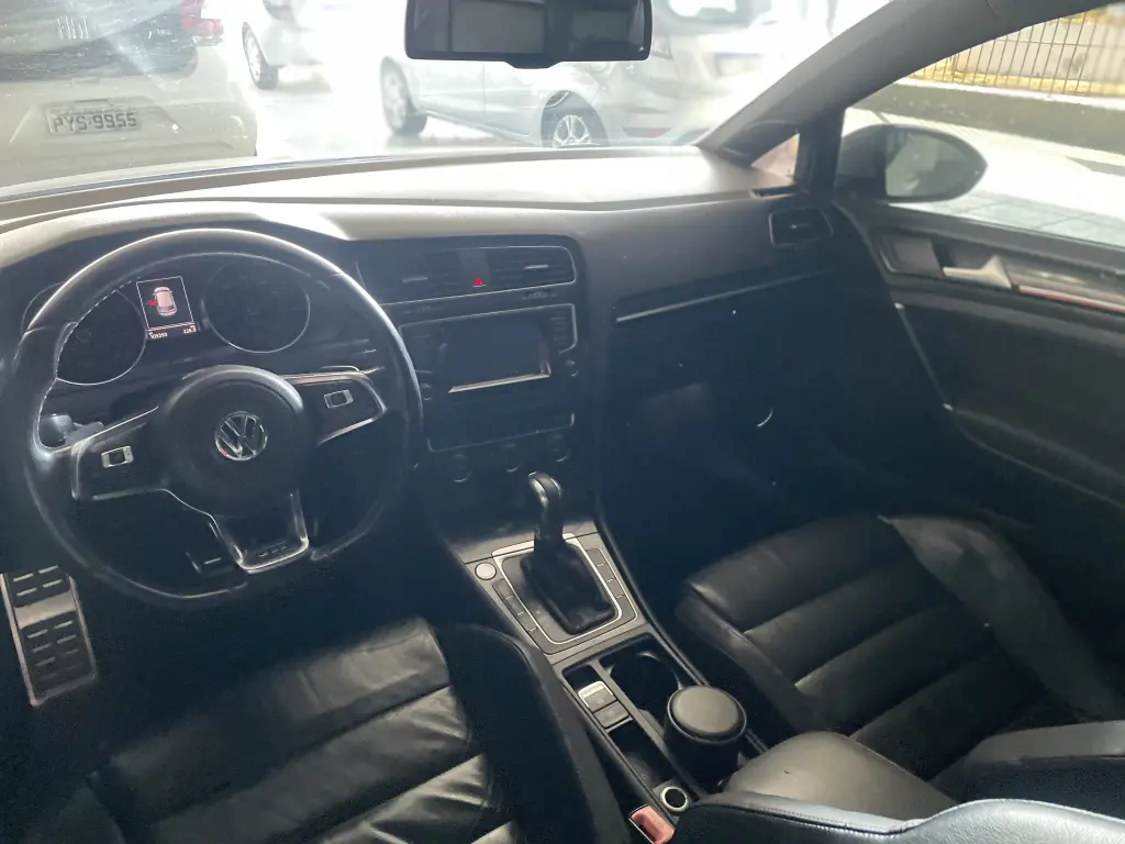 VOLKSWAGEN Golf - Foto