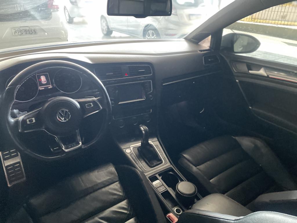 VOLKSWAGEN Golf - Foto