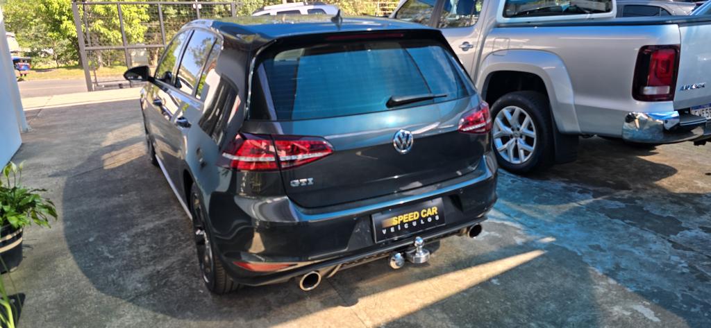 VOLKSWAGEN Golf - Foto