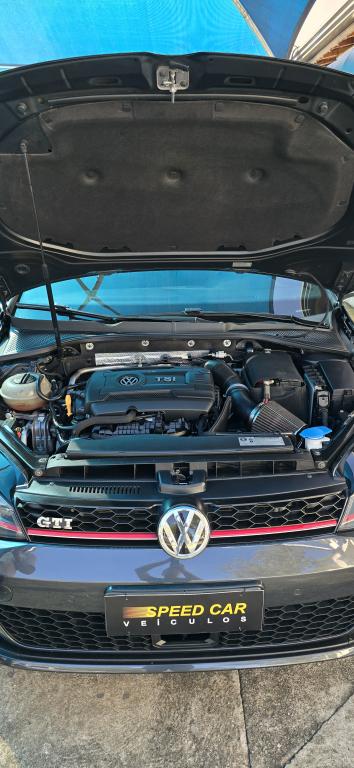 VOLKSWAGEN Golf - Foto