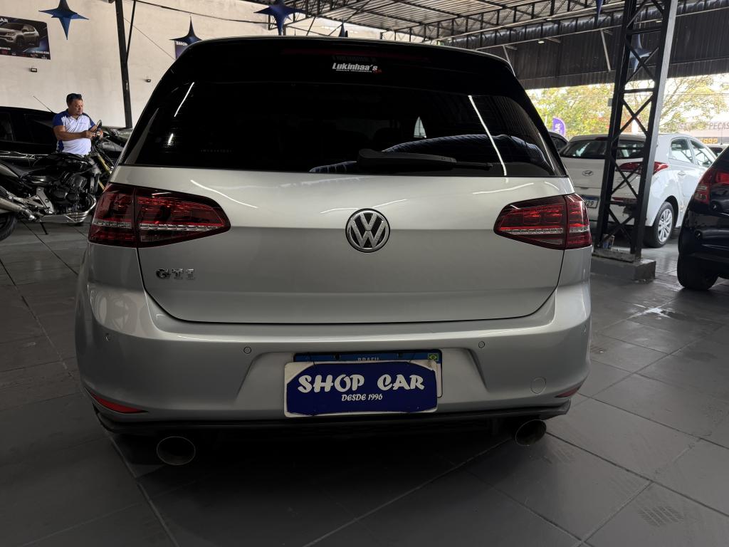 VOLKSWAGEN Golf - Foto