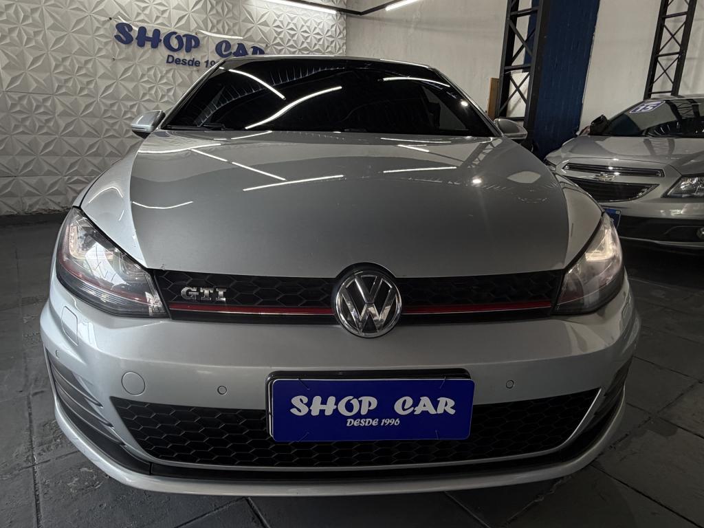 VOLKSWAGEN Golf - Foto