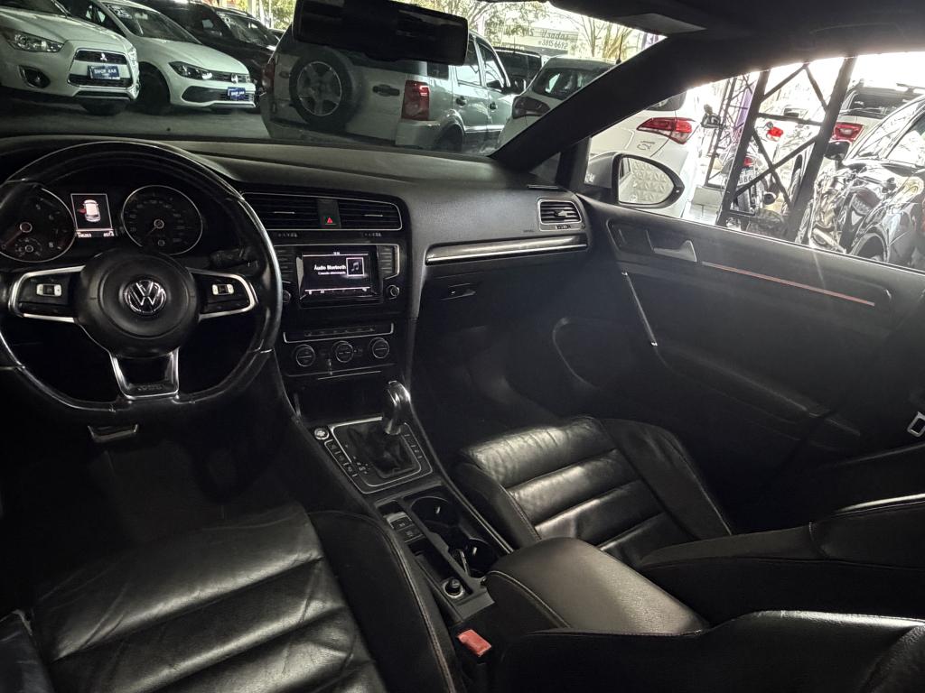 VOLKSWAGEN Golf - Foto