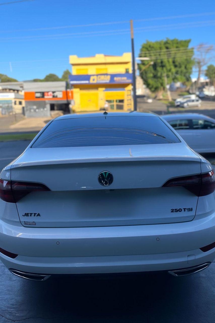 VOLKSWAGEN Jetta - Foto