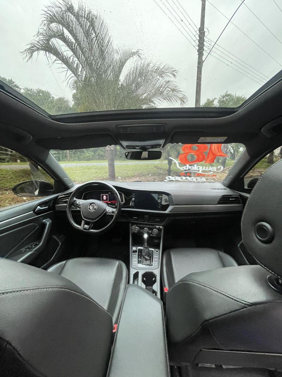 VOLKSWAGEN Jetta - Foto