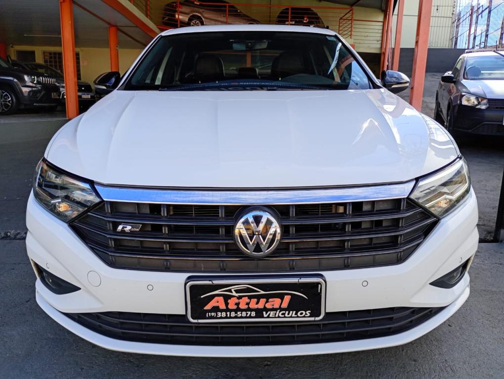 VOLKSWAGEN Jetta - Foto