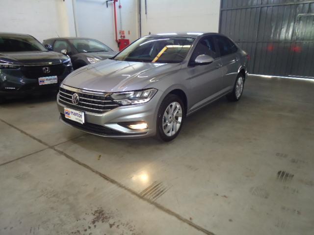 VOLKSWAGEN Jetta - Foto