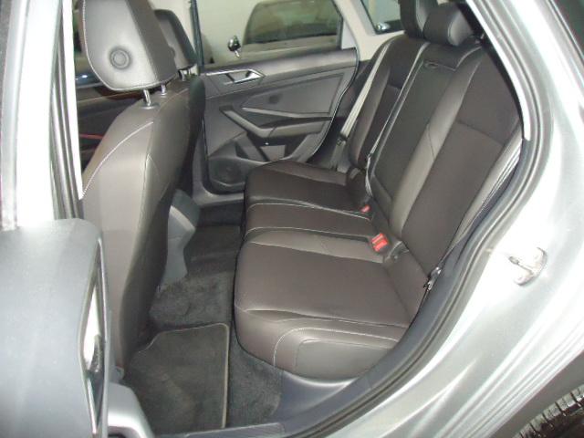 VOLKSWAGEN Jetta - Foto