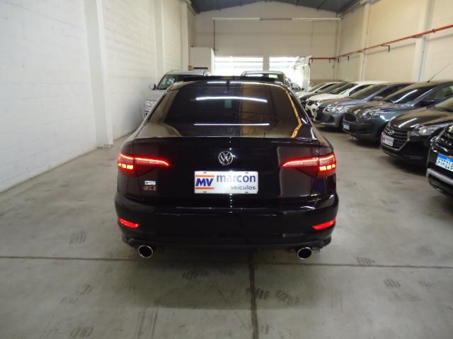 VOLKSWAGEN Jetta - Foto