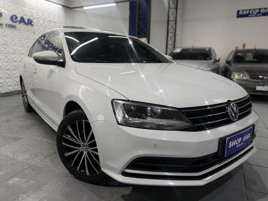 VOLKSWAGEN Jetta - Foto