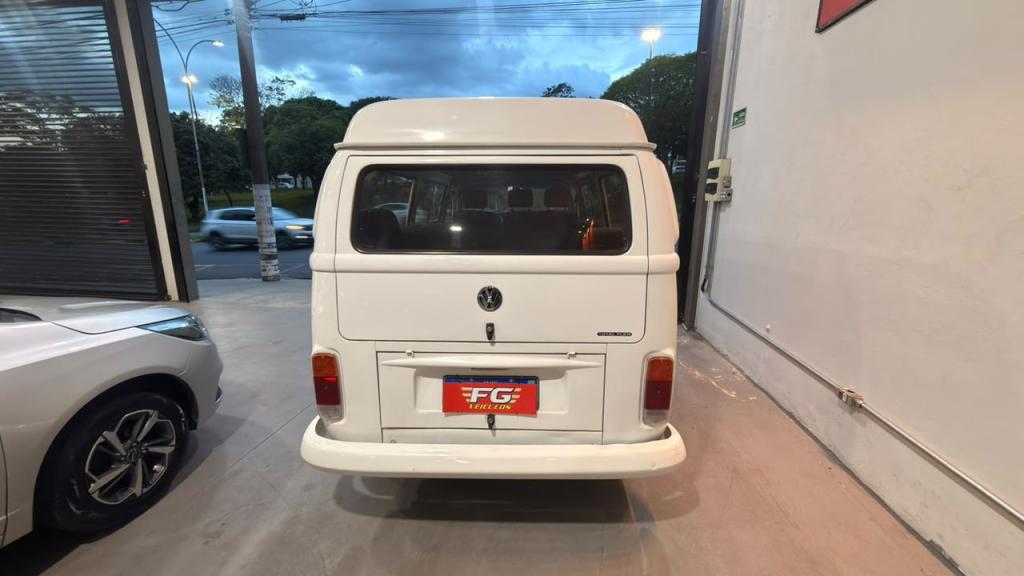 VOLKSWAGEN Kombi - Foto