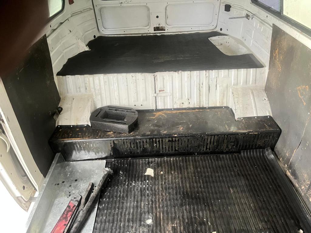 VOLKSWAGEN Kombi - Foto